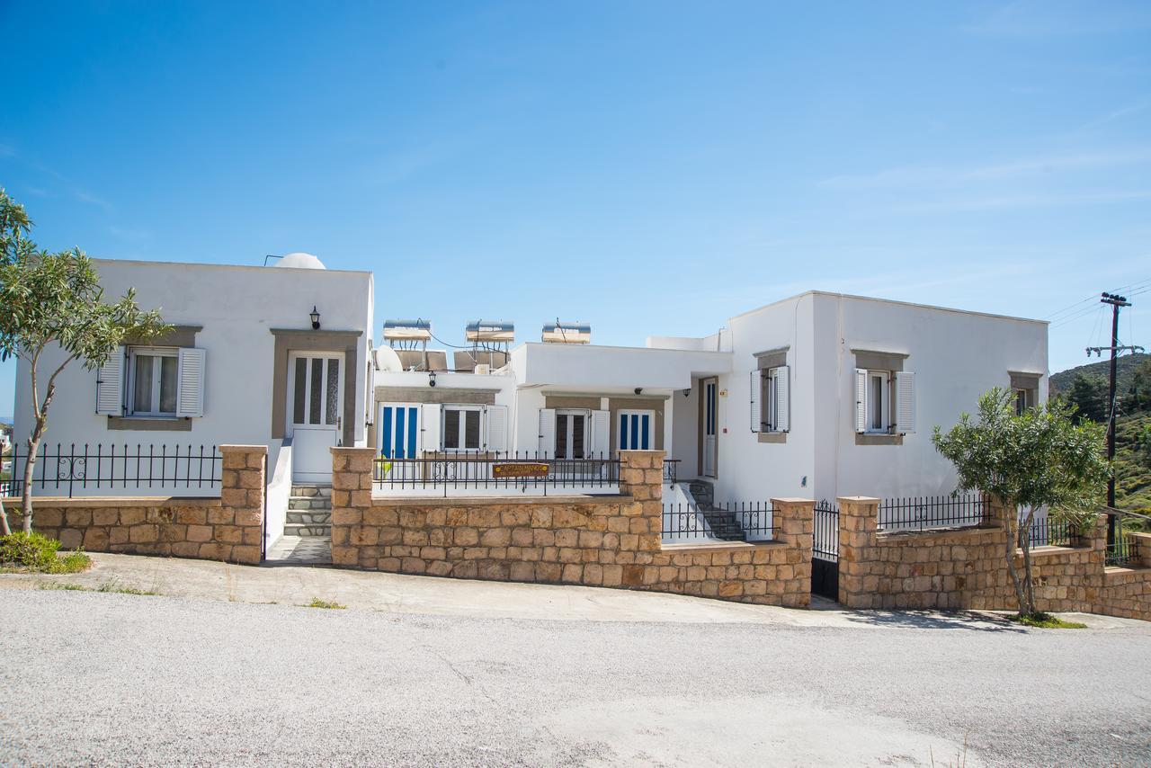 Captain Manos Studio Apartments Grikos Bay  Exterior foto